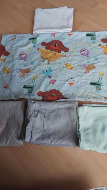 Photo of free Bed linen++++ (Scole IP21) #1