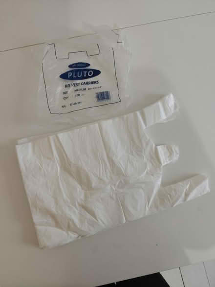 Photo of free White carrier bags (Streatham hill SW16) #1