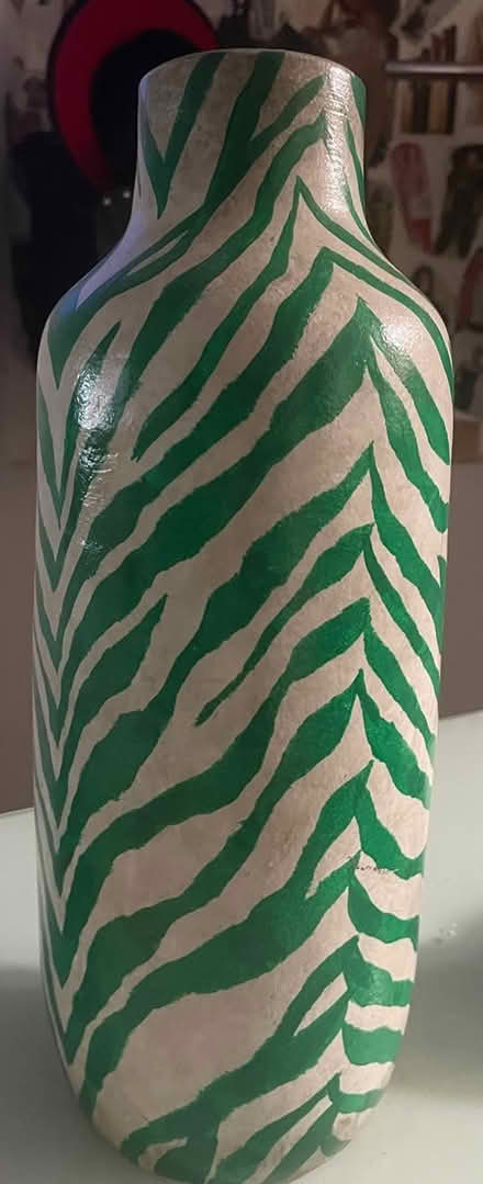 Photo of free 2 vases (Jamaica queens) #3