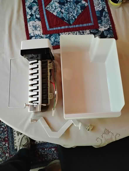 Photo of free Maytag/Whirlpool Refrig Ice Maker (22407 Mott's Reservoir area) #1