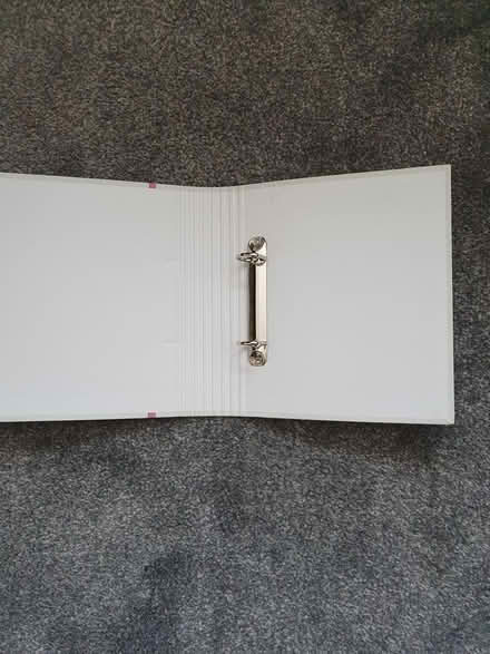 Photo of free Be Happy Folder (Bournville B30) #2