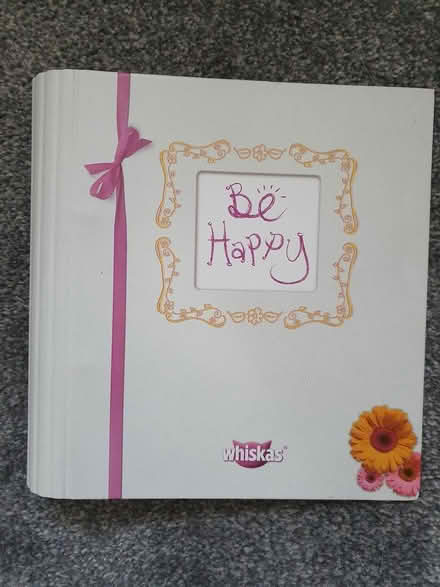 Photo of free Be Happy Folder (Bournville B30) #1