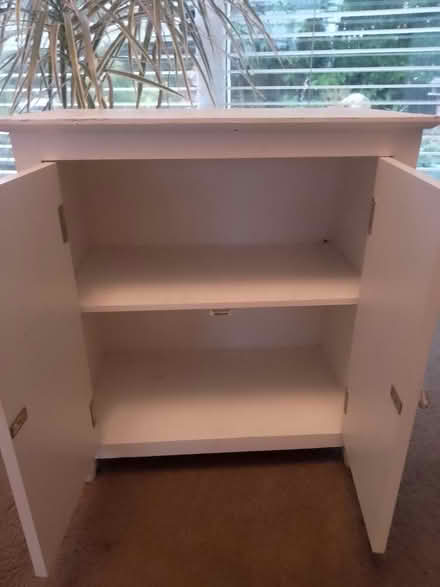 Photo of free Cute Little white bedside cabinet (Edgbaston B16) #1