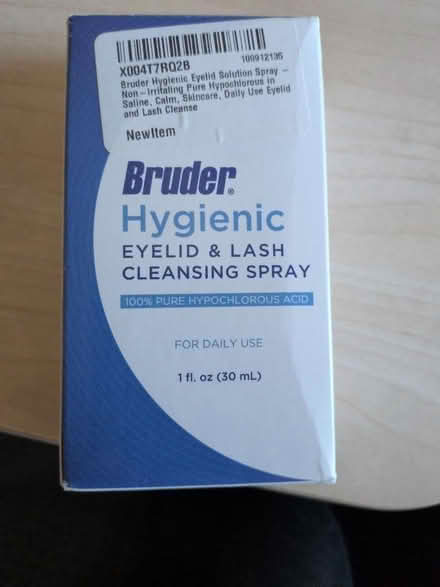 Photo of free Bruder Hygienic Eyelid & Lash Spray (Oakland) #1
