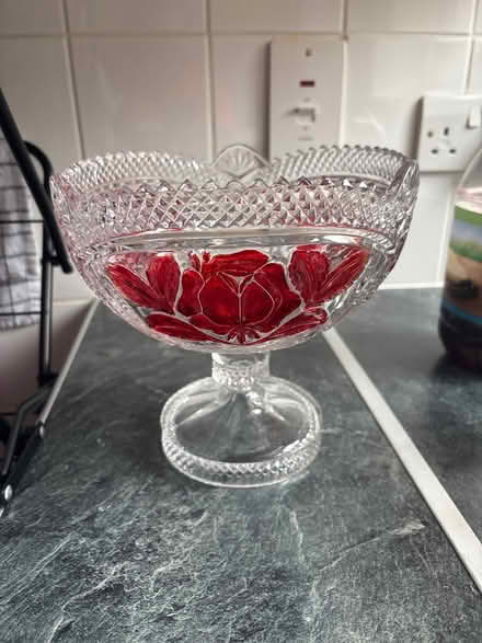 Photo of free Crystal dish (Sandridge AL4) #1