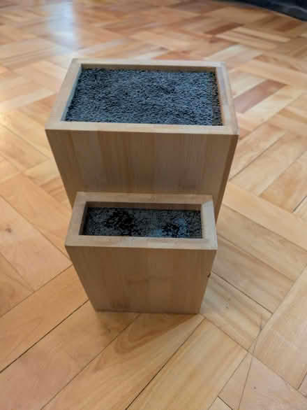 Photo of free knife block (Midtown) #1