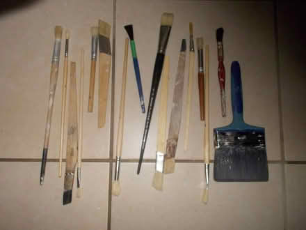 Photo of free ARTIST Brushes (Wimbledon SW19) #1