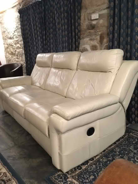 Photo of free leather 3-seater sofa (4 mile west of Launceston) #4