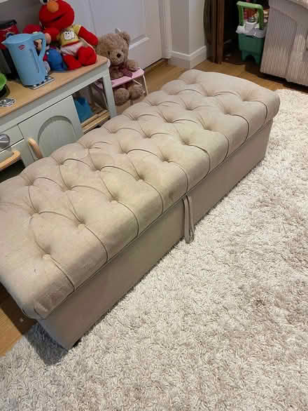 Photo of free Ottoman (Farnham Common SL2) #1