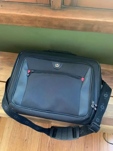 Photo of free laptop bag (rogers park) #1