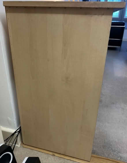 Photo of free Desk with drawers (Somers town NW1) #4