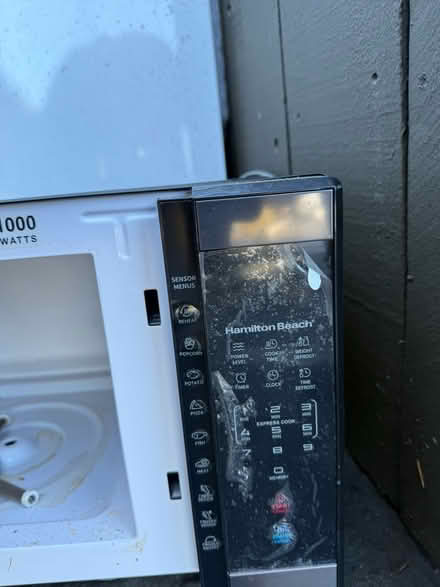 Photo of free Countertop microwave oven (Valencia Avenue, Sunnyvale) #3