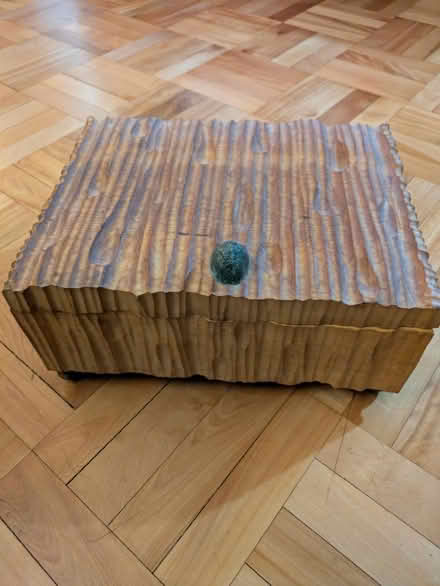 Photo of free jewellery box (Midtown) #1