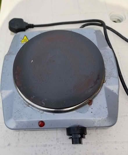 Photo of free Electric Hotplate (Malvern Link WR14) #1