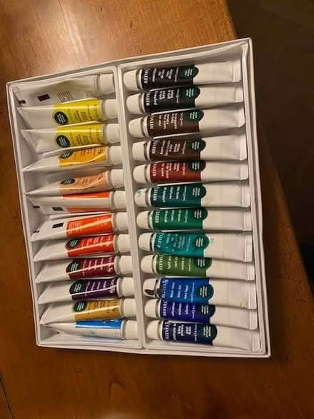 Photo of free set of acrylic paints (Thames Ditton KT7) #1
