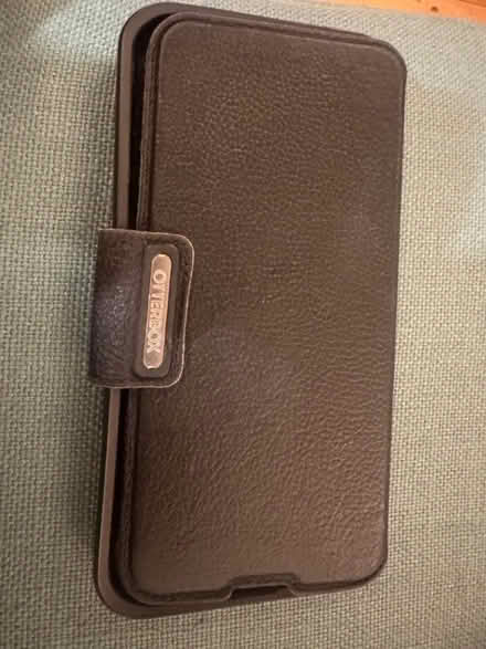 Photo of free iPhone 15 pro max case and cover (Elephant and castle SE11) #2