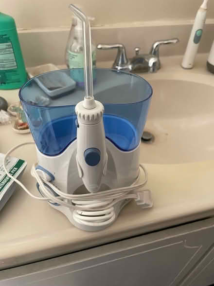 Photo of free Water flosser (Pleasanton Val Vista) #1