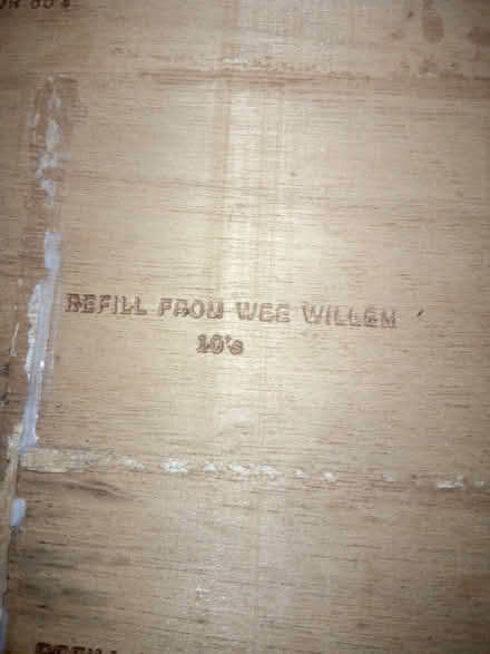 Photo of free Vintage cigar box display case (Woosehill RG41) #3