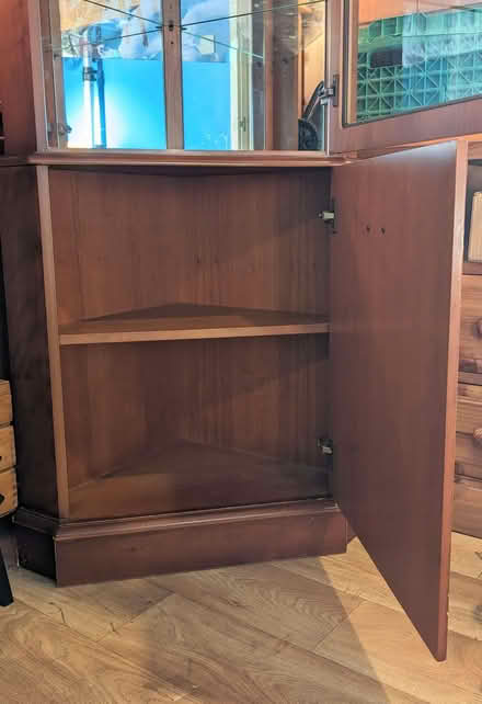 Photo of free Corner Glass Display Cabinet. (Lipson PL4) #2