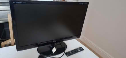 Photo of free LG Flat Screen TV Monitor (Pokesdown BH6) #1