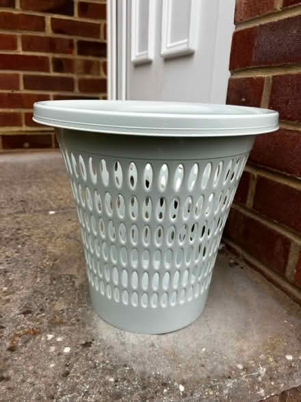 Photo of free Bin - waste paper/bedroom etc (Elvin Crescent BN2) #1