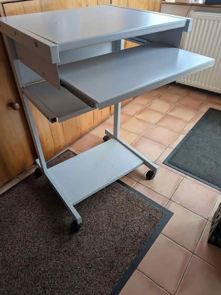 Photo of free Computer desk (Beaumont) #2