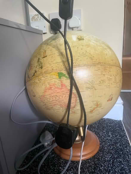 Photo of free World globe (terrestrial globe (Wigan WN2) #1
