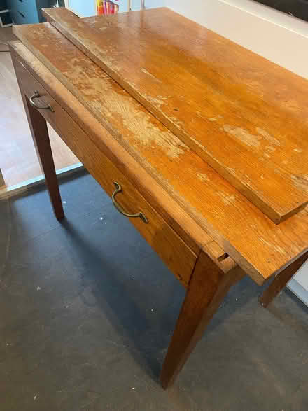 Photo of free Nice small table (Totterdown BS3) #1