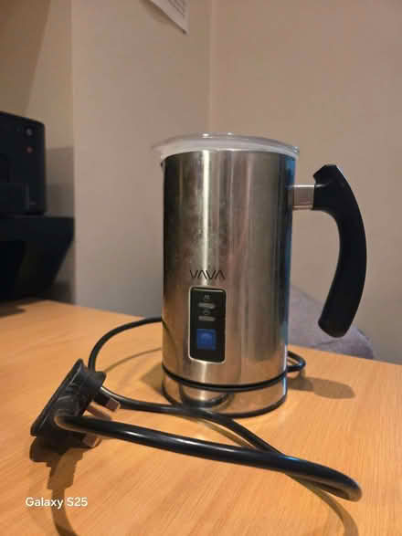 Photo of free VAVA Electric Milk Frother & Warmer (Frog Island LE4) #3