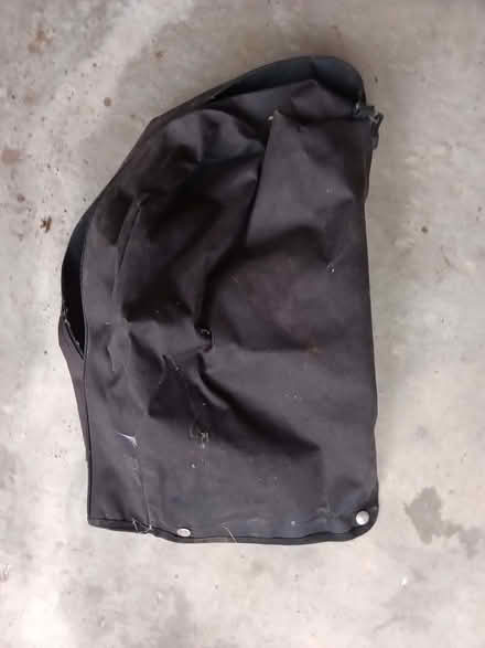 Photo of free Golf bag cover (Waterlooville PO8) #1