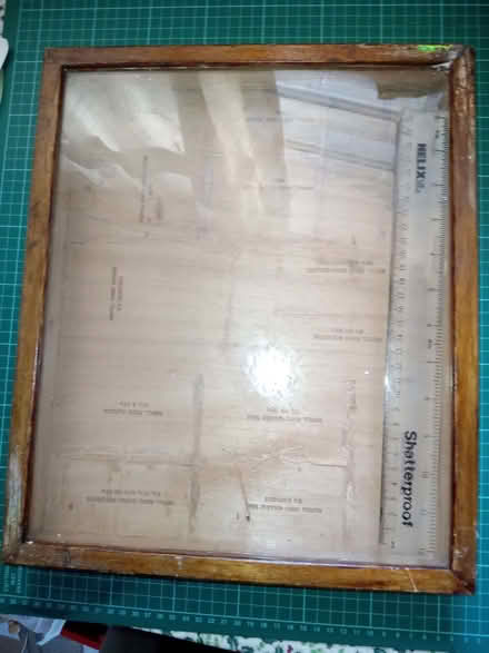 Photo of free Vintage cigar box display case (Woosehill RG41) #2