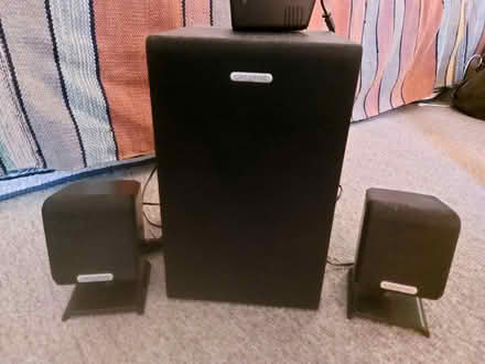 Photo of free Speakers (London NW6 4TN) #3