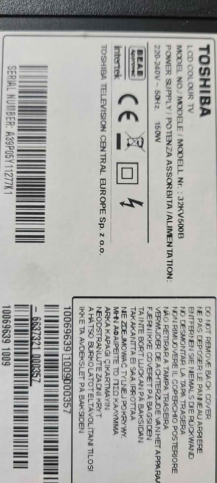 Photo of free Toshiba LCD Television, 32 inch (St Georges TF2) #3