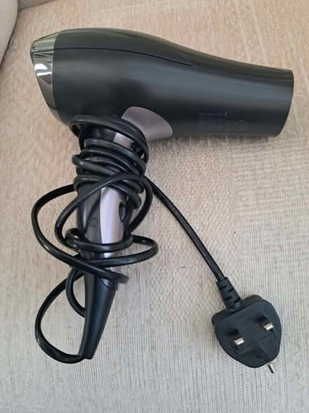 Photo of free Remington hair-dryer D5220 (Milber TQ12) #1