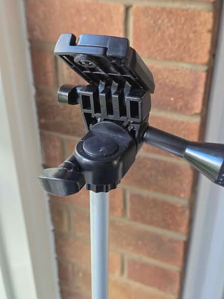 Photo of free Camera Tripod (Worcester WR2) #2