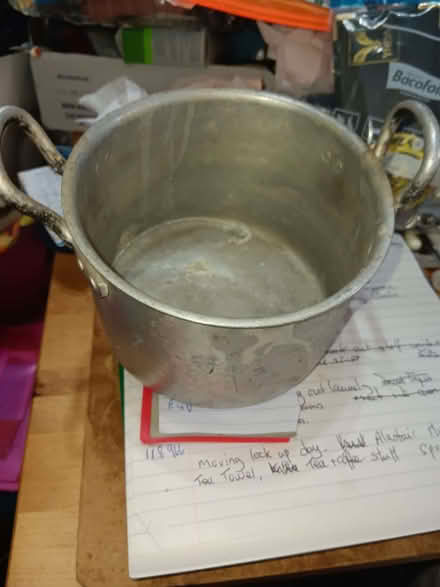 Photo of free Small metal Paint Kettle (New Park HG1) #1