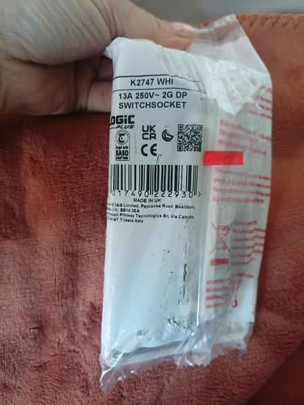 Photo of free Switch socket (D7 & D15) #1