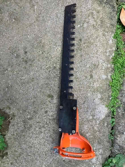Photo of free hedge trimmer attachment (Belper DE56) #1