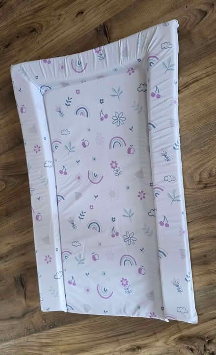 Photo of free Changing mat. (Bridge of Allan FK9) #1