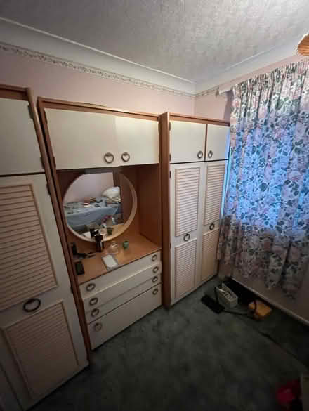 Photo of free triple wardrobes (Botley OX2) #4