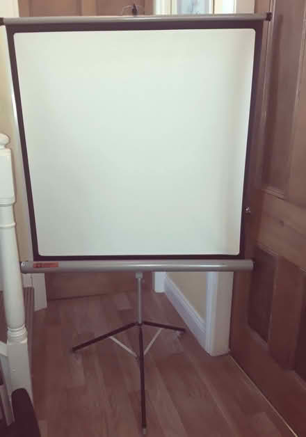 Photo of free Freestanding projector screen (Burneside LA8) #1