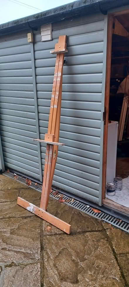 Photo of free Folding artist's easel (Loughborough central) #3