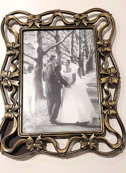 Photo of free Picture frame (Lawrence and Vic Park) #1