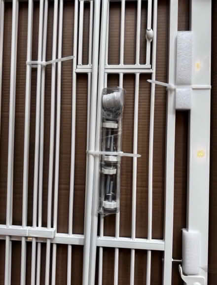Photo of free Pet gate (Vauxhall SE11) #3