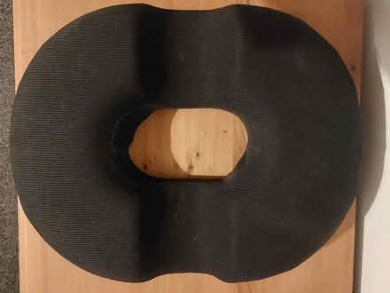 Photo of free Doughnut cushion (St Helens TN35) #1