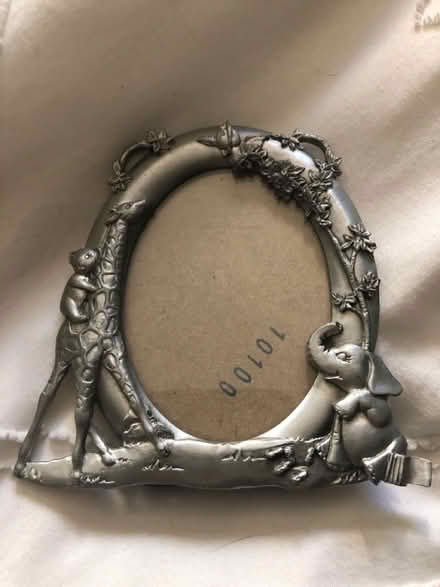 Photo of free 4 small picture frames (Leslieville) #1