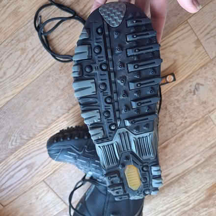 Photo of free Snow boots size 8 (Dacre CA11) #4