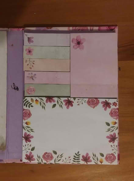 Photo of free Cute sticky notes (St Helens TN35) #1