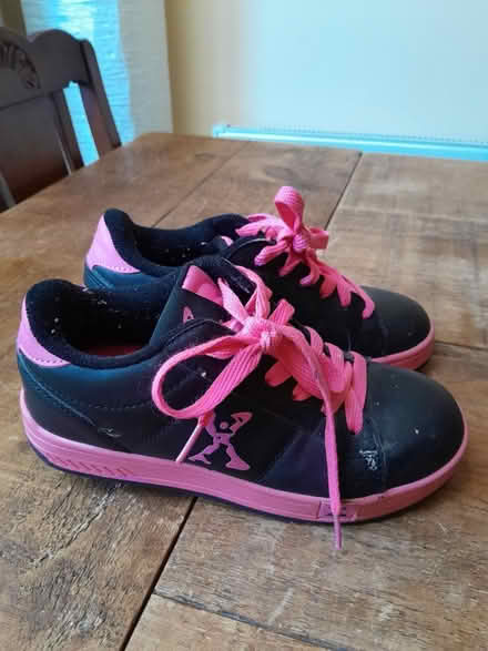 Photo of free Size 2 heelys (Earley RG6) #2
