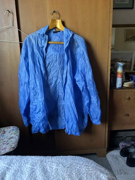 Photo of free ProClimate Blue Kagoule (Carshalton SM5) #1